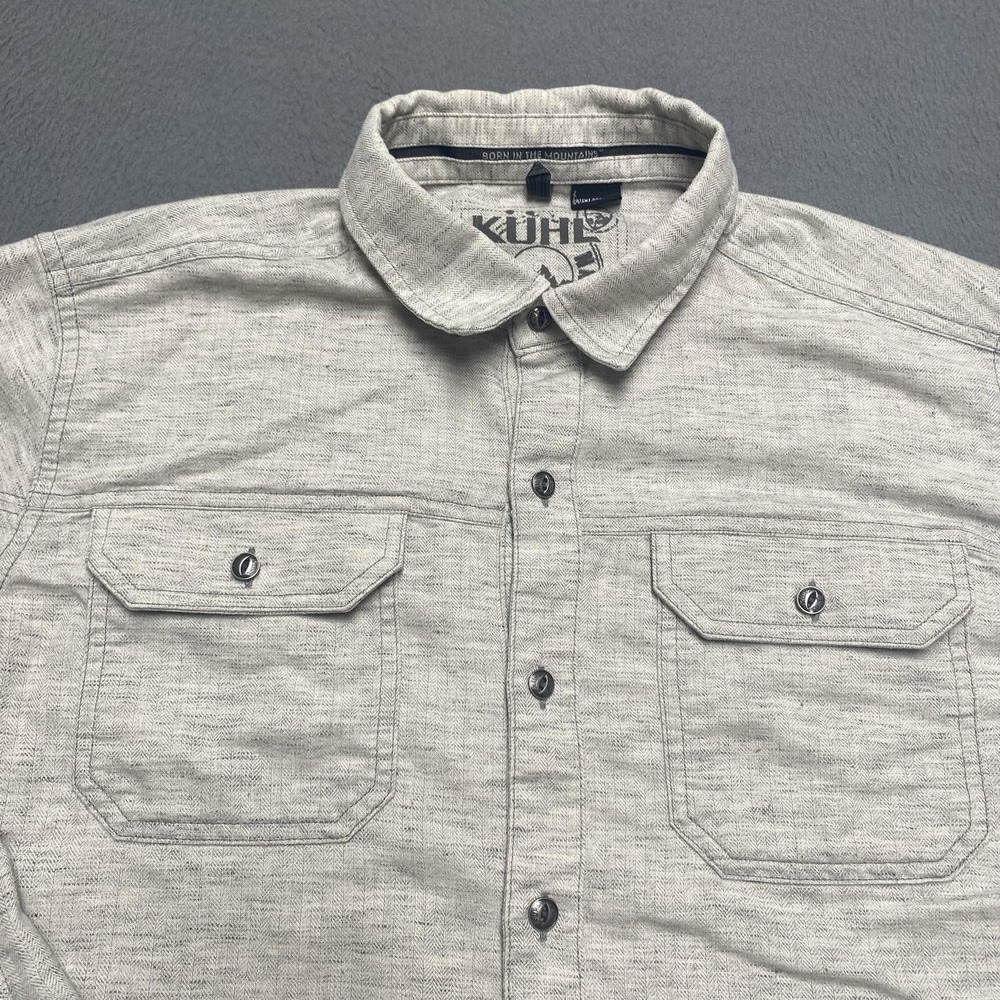 Kuhl Shirt Mens Medium Gray Herringbone Long Sleeve Button Up Pockets Casual - Picture 2 of 7